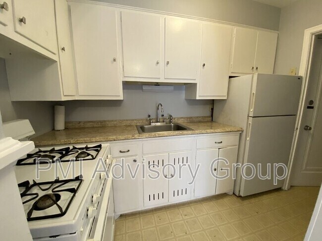 Foto del edificio - 3220 SW Huntoon St