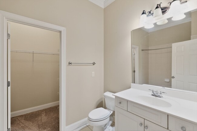 Building Photo - 2979 Gateland Square