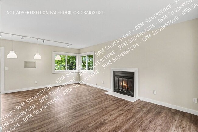 Building Photo - 452 Farmridge Ct