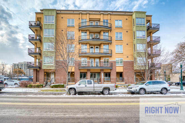 Foto del edificio - 323 W Jefferson St