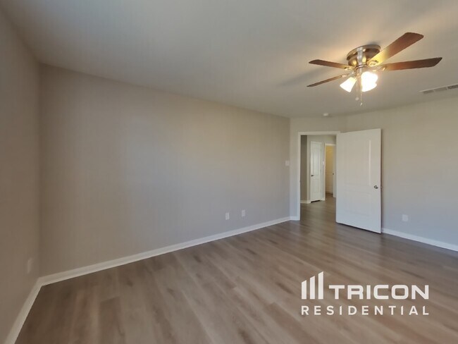Building Photo - 1026 Barrymore Ln