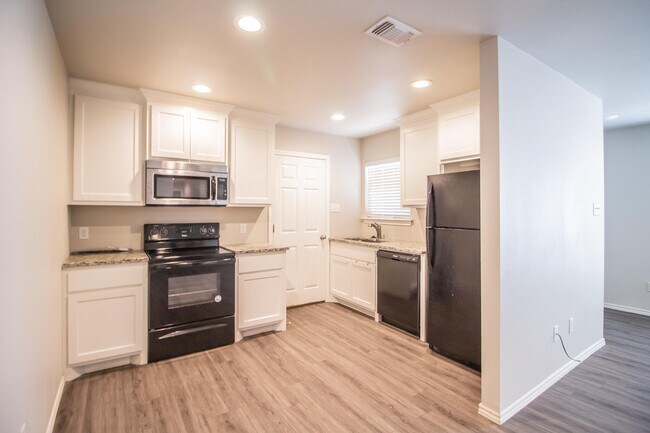 Foto del edificio - 6506 21st St