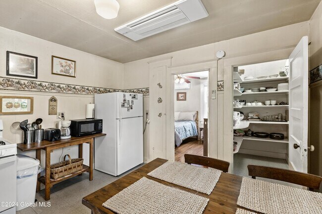 Foto del edificio - 21 Murphy Ln