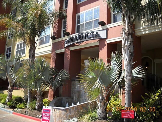Building Photo - 1711 Old Spanish Trail