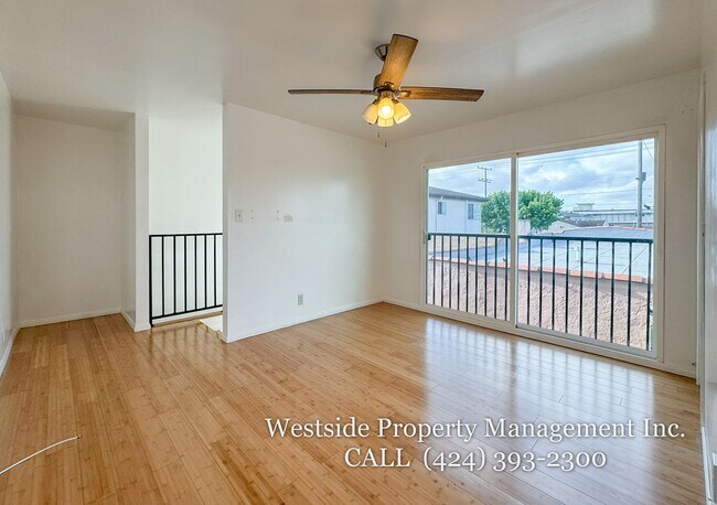 Building Photo - 906 Edgewood St