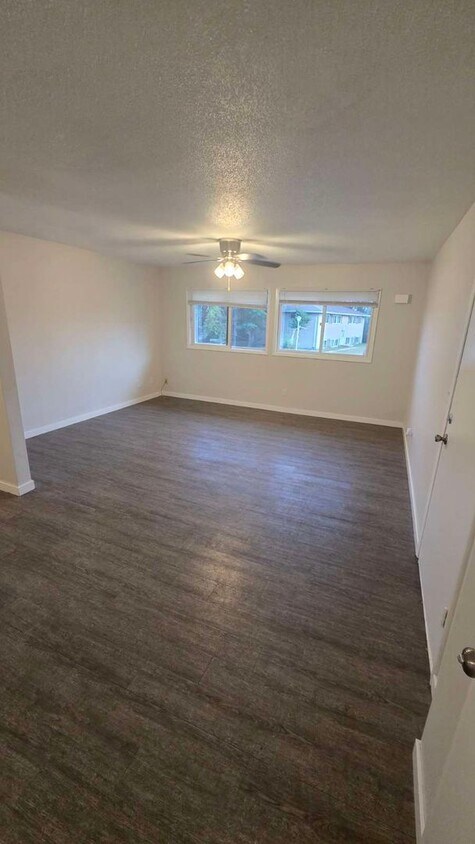 Foto principal - 4841 Tama St SE