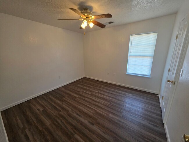 Foto del edificio - 3101 Palm St