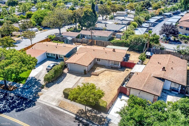 Building Photo - 3 br, 2 bath House - 1286 Tucson Avenue