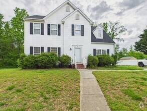 Building Photo - 3900 Orchard Glen Dr