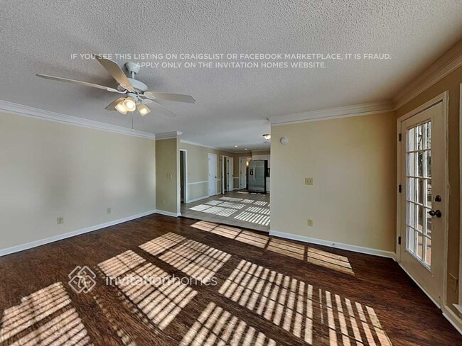 Building Photo - 2412 Westport Cir