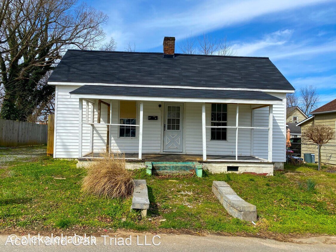 Primary Photo - 2 br, 1 bath House - 316 Tate St