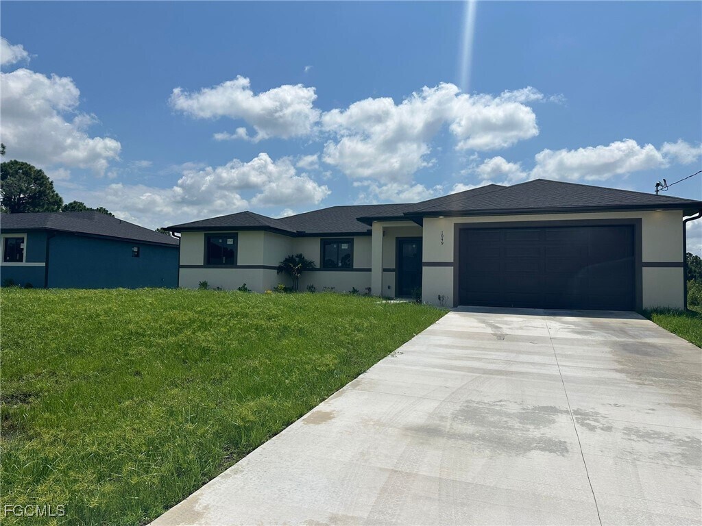 Foto principal - 1049 Citrus Ave S