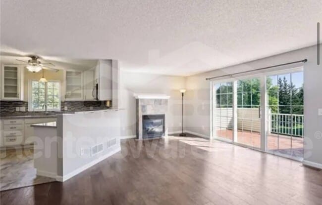 Building Photo - 16168 70th Pl N