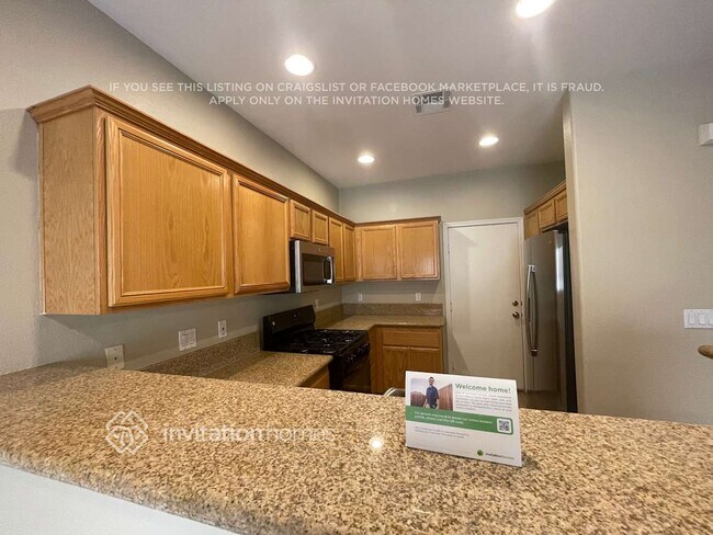 Foto del edificio - 6323 Blushing Willow St