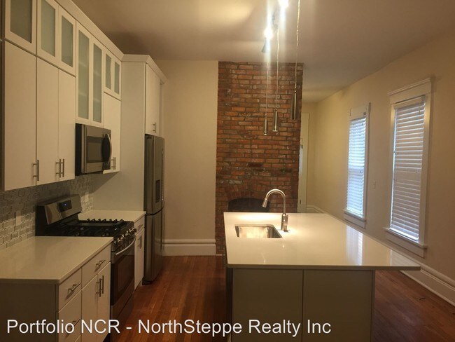 Foto del edificio - 84-86 W 2nd Ave