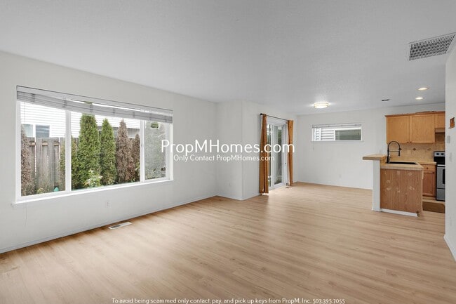 Building Photo - Stunning Bethany Village Charmer with Upda...