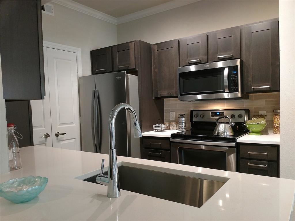 Foto principal - 15815 Memorial Dr