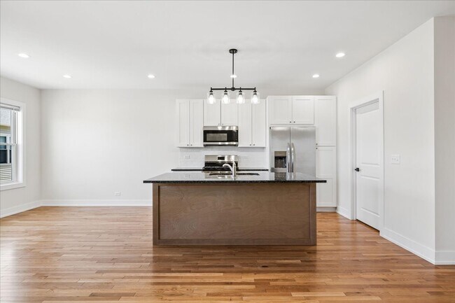 Foto del edificio - 925 Partridge Cir