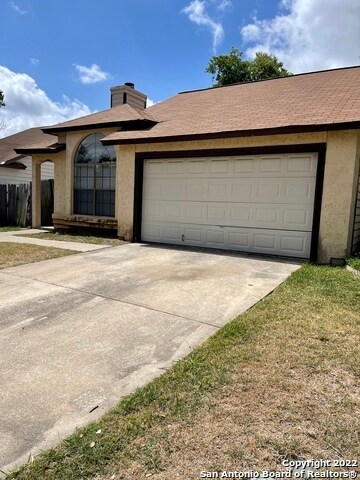 Building Photo - 9704 Valley Crest