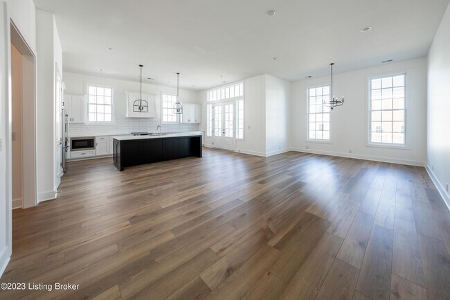 Foto del edificio - 12107 River Beauty Loop