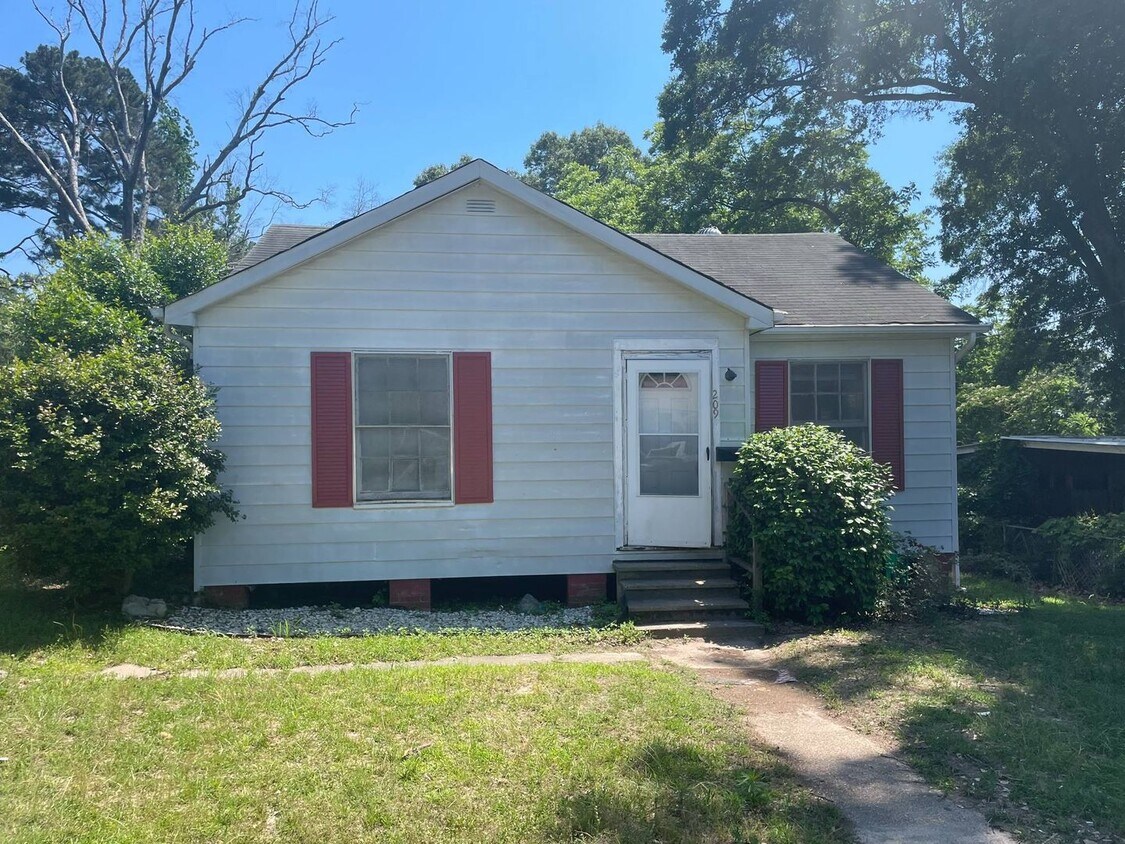 Primary Photo - Section 8/Housing Voucher Accepted. MINDEN...