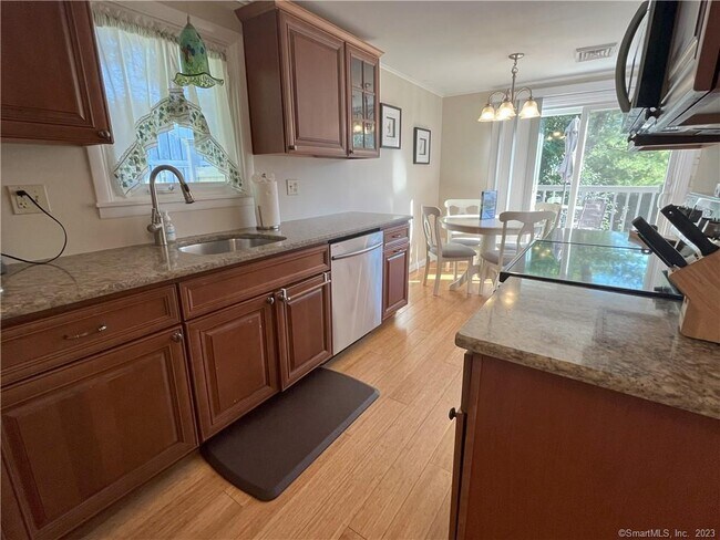 Building Photo - 309 Sea Spray Rd