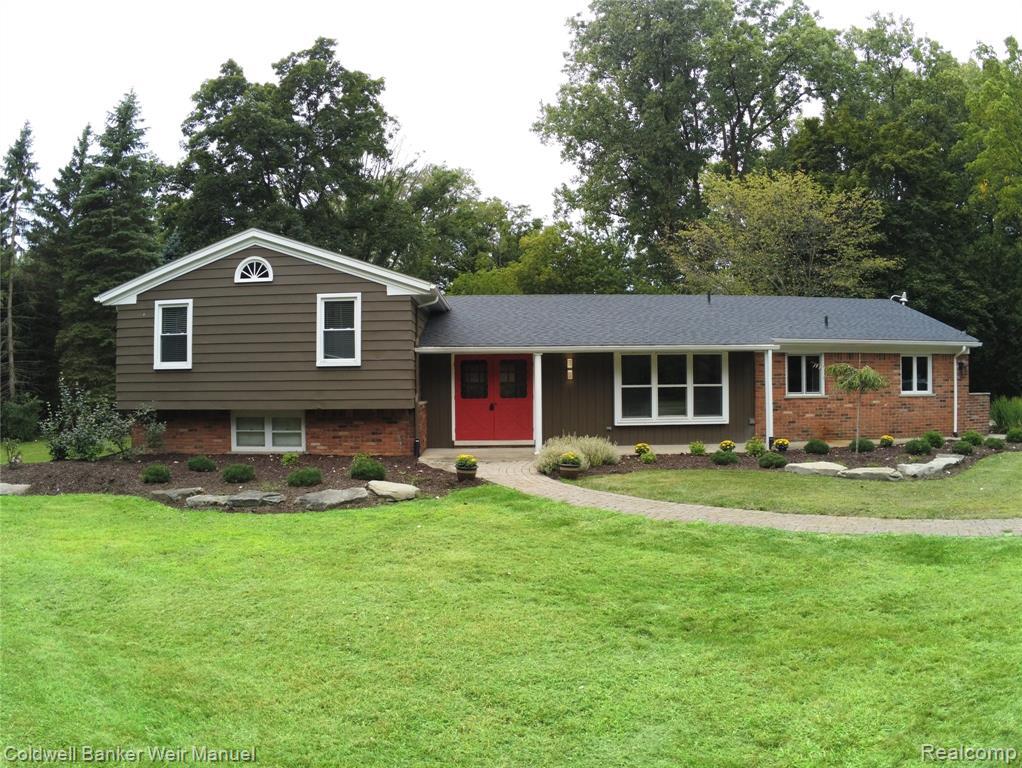 Primary Photo - 30771 Hickory Ln