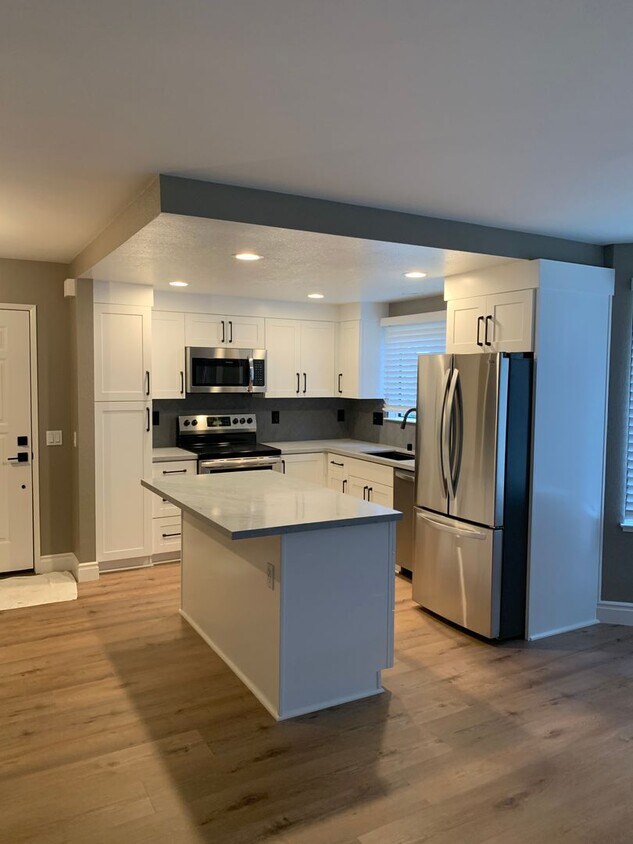Foto principal - Resort Living in a Gated Community near SS...