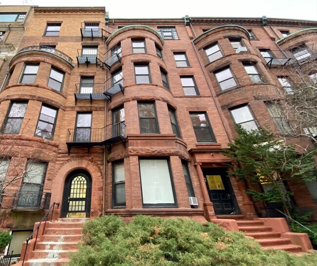 45 Bay State Rd, Boston, MA 02215 Apartments Boston, MA