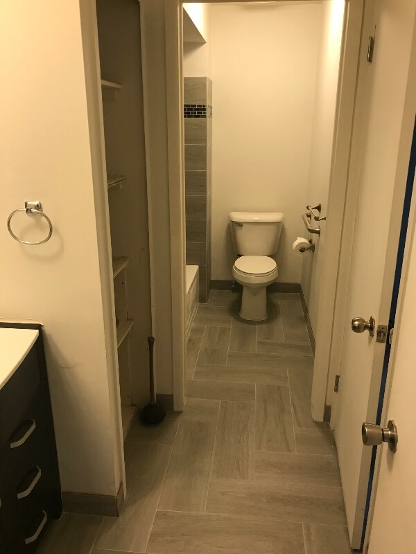 Foto del edificio - 41715 Utica Rd