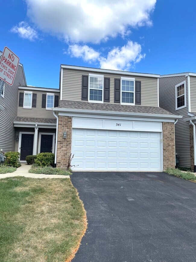 Foto del edificio - 541 Springbrook Trail N
