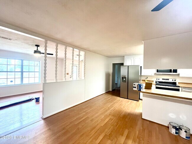 Building Photo - 8107 MS-493