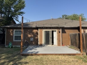 Building Photo - 26 Meriwether Ave