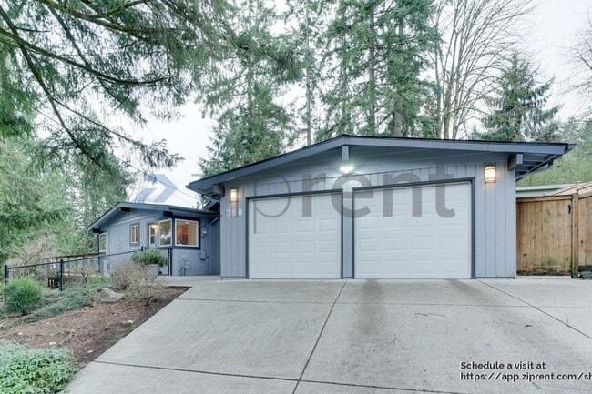 Building Photo - 380 Mt Defiance Cir SW