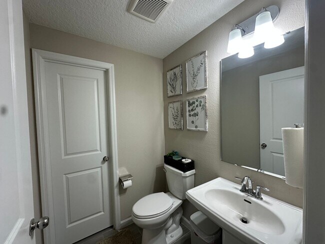Foto del edificio - Spacious Home in Growing Area of St Johns County