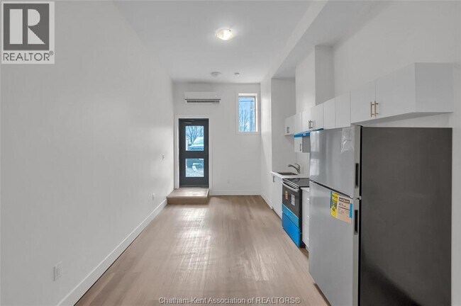 Photo du bâtiment - 131 Main St