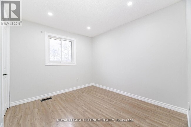 Building Photo - 55 Woodlawn Ave