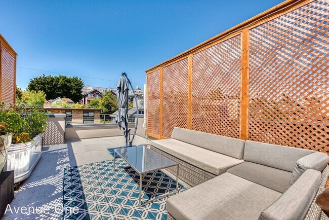 Foto del edificio - 3 br, 2 bath House - 4304A Whitman Ave. N.