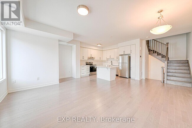 Building Photo - 5138 Vetere St