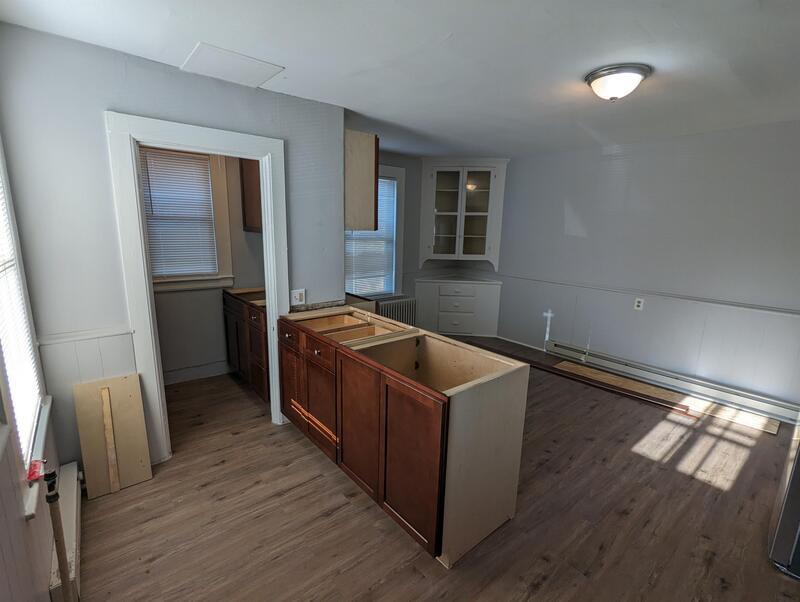 10 Suffield St, Windsor Locks, CT 06096 Condo for Rent in Windsor