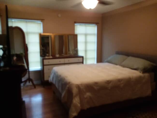 Bedroom - 446 Thelma Dr