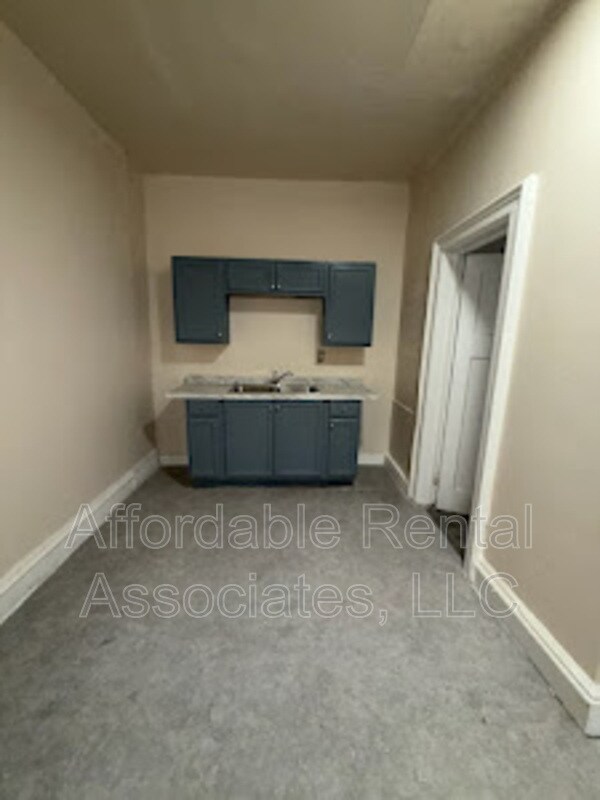 Foto del edificio - 1240 W Washington St