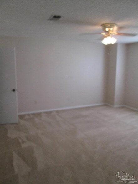 Foto del edificio - 6734 Bellview Pines Rd