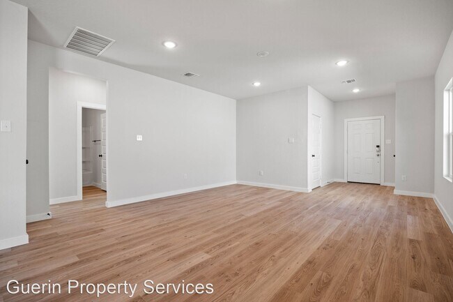 Foto del edificio - 3 br, 2 bath House - 9906 Tierra Alta Way