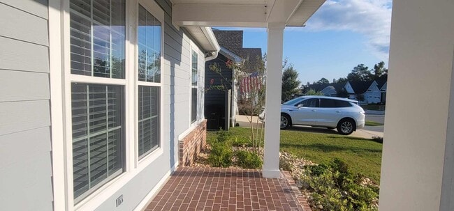 Building Photo - 5848 Vlg Rdg Wy