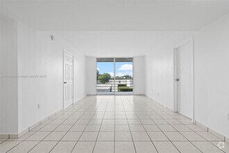 Building Photo - 14170 SW 84th St