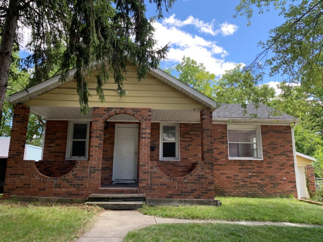 Foto principal - 393 1st Ave