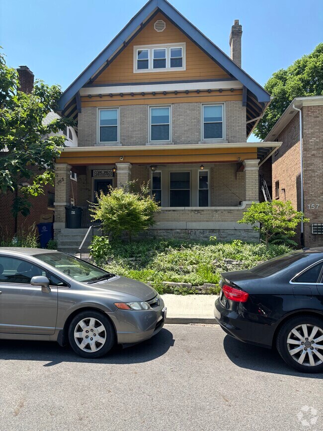 Building Photo - 163 S 17th St
