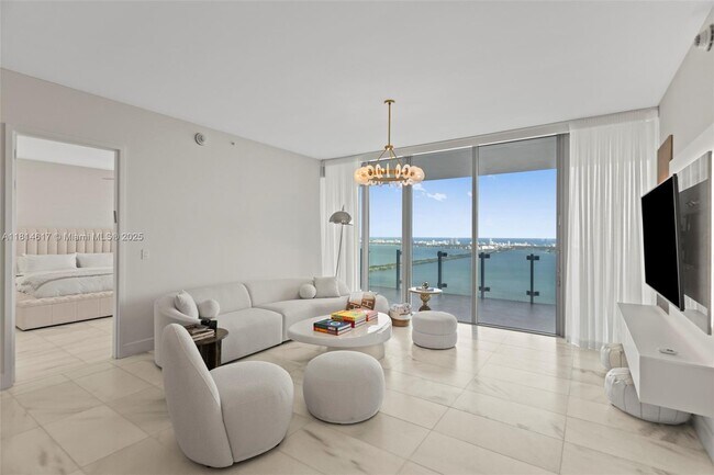 Foto del edificio - 700 NE 26th Terrace