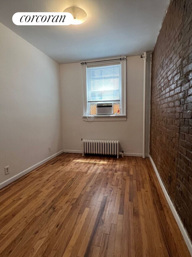 Foto del edificio - 254 W 93rd St
